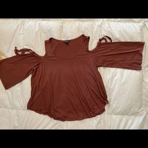 Express blouse cut out arm design medium